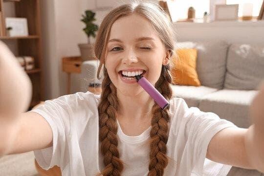 Ultimate 2026 Vaping Review E-cigarete and v2 e cigarettes Compared for Flavor Battery Life and Value
